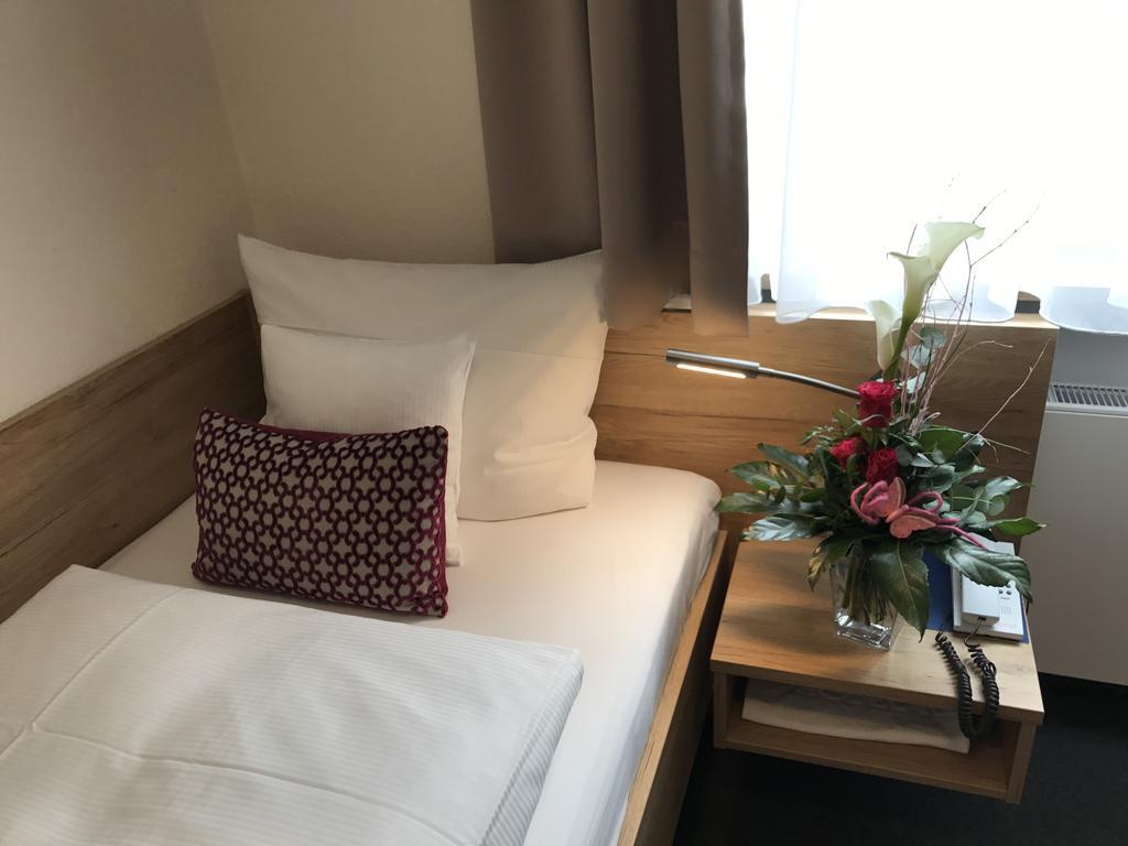Hotel Kronprinz Κούλμμπαχ Εξωτερικό φωτογραφία