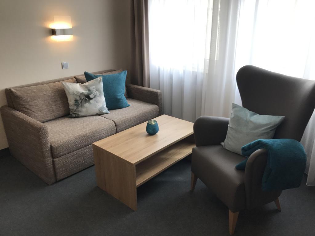 Hotel Kronprinz Κούλμμπαχ Εξωτερικό φωτογραφία